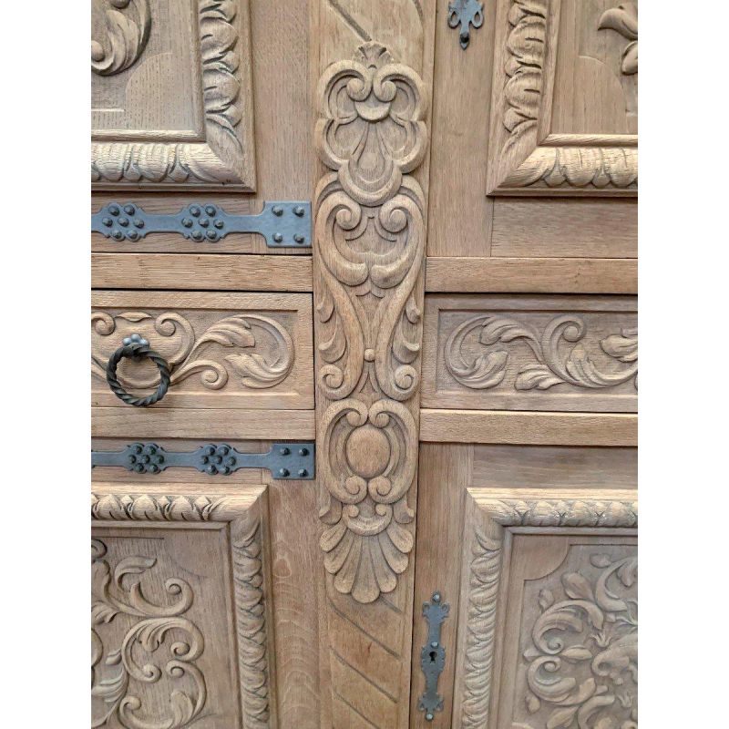 Renaissance-style solid oak sideboard, 20th century