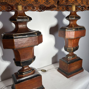 Pair of large Italian lamps in turned and patinated wood - Italy, circa 1950-1960