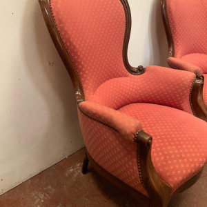 Een paar mahoniehouten fauteuils van Louis Philippe, 19e eeuw.