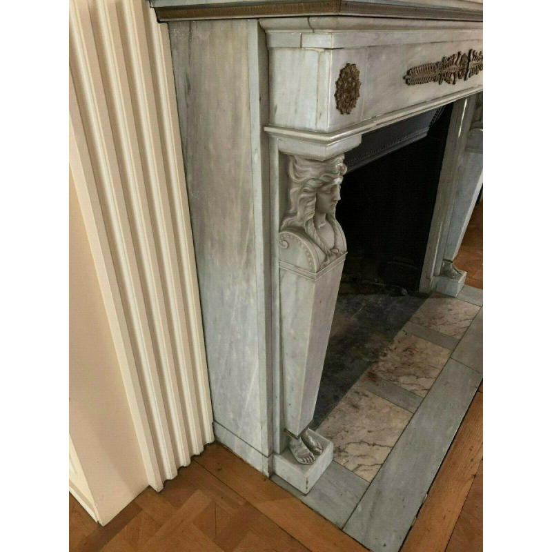 Cheminée de style Empire en marbre Bleu Turquin, cheminée ancienne, XIXe s