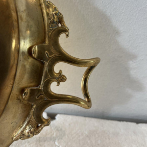 Fernand LEVILLAIN Fondeur Barbedienne, coupe sur pied en bronze doré, XIXe s