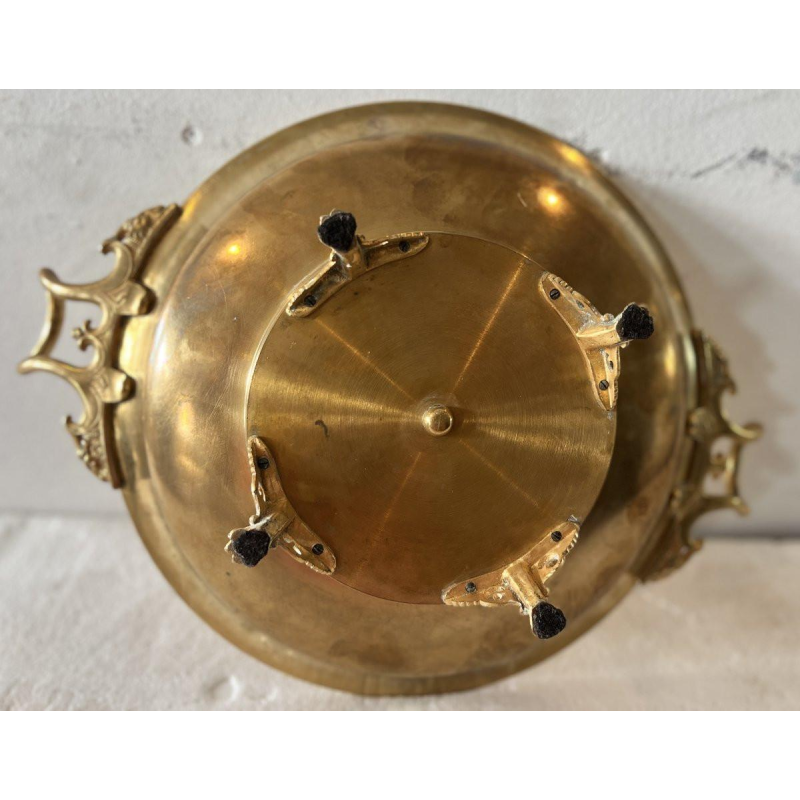 Fernand LEVILLAIN, Barbedienne founder, gilt bronze footed bowl, 19th century