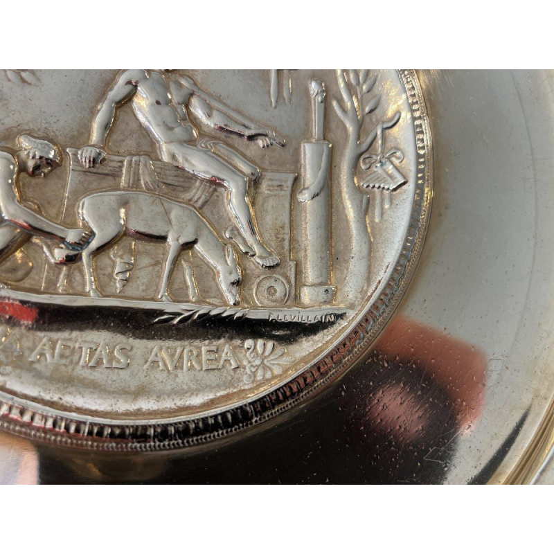 Fernand LEVILLAIN Fondeur Barbedienne, coupe sur pied en bronze doré, XIXe s