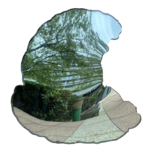 Peter Briggs, grand miroir Asymétrique, ca 1980