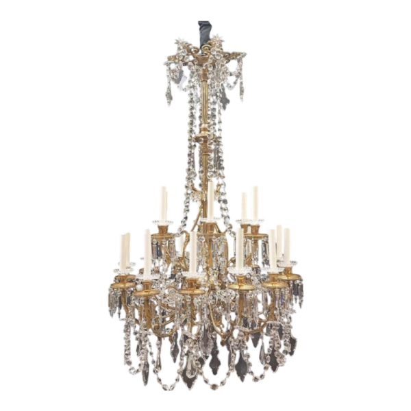 Large Baccarat chandelier in the Napoleon III style, bronze and crystal, 18 arms of light, late 19th century