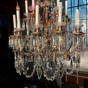 Large Baccarat chandelier in the Napoleon III style, bronze and crystal, 18 arms of light, late 19th century