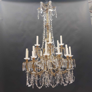 Large Baccarat chandelier in the Napoleon III style, bronze and crystal, 18 arms of light, late 19th century