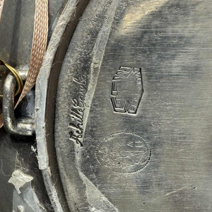 Achille Gamba, Art Nouveau tinnen bord, ca 1900