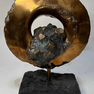 Béatrice Jaber, sculpture d'une truffe en bronze, commande pour le restaurant "La Truffe Noire"