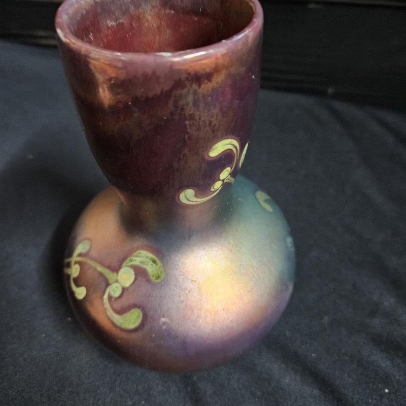 iridescent earthenware vase signed Gaziello Vallauris