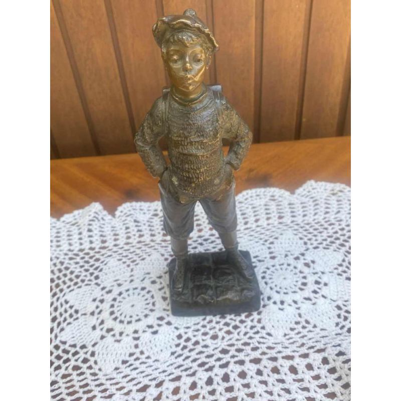 Georges Omerth "Fluitende schooljongen" bronzen sculptuur, ca 1900