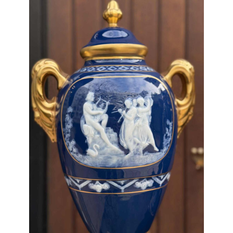 Marcel Chaufriasse / Limoges, paire de vases en porcelaine 49cm, ca 1900