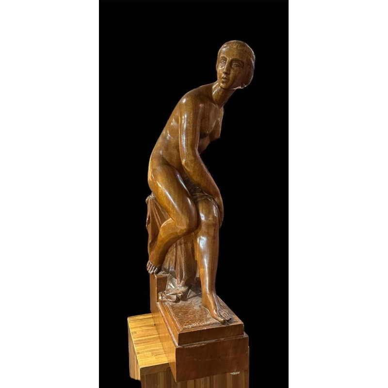 Auguste Guénot "Jonge vrouw in bad" sculptuur / houtsnijwerk