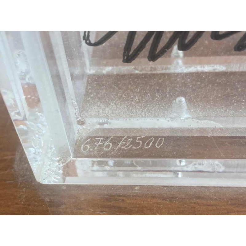 Arman zeefdruk op rechthoekig plexiglas