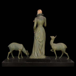 MENEVILLE (attributed to) "The deer lady" Art Deco sculpture, green patina metal, early 20th c