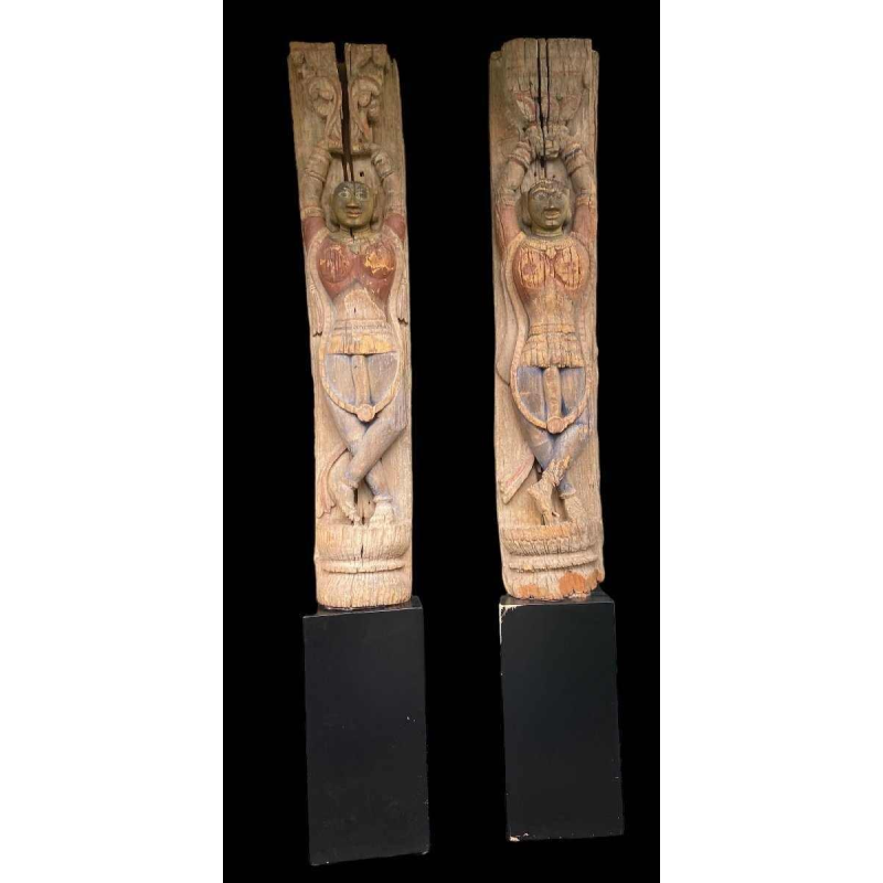 Paire éléments / sculptures en bois, Inde fin 19ème siècle