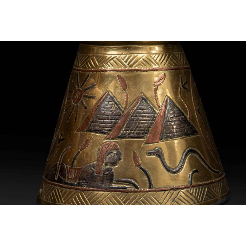 Egyptian Dallah coffee pot: Symbol of hospitality and cultural wealth, 20th century