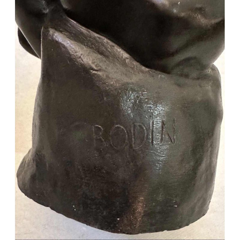 Sculpture en bronze ancien dans le style du Penseur de Rodin