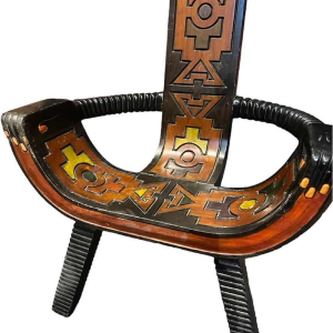 Seat: solid wood sculpture probably produced in Eastern Europe