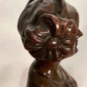 Lélégante Toto de Laure Hayman