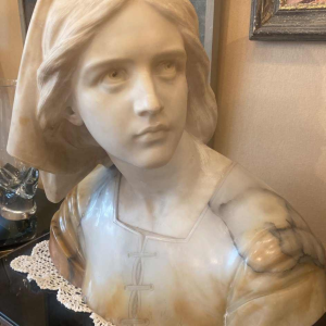 Giuseppe Bessi, marmeren sculptuur, buste van Jeanne d'Arc gesigneerd, eind 19e eeuw