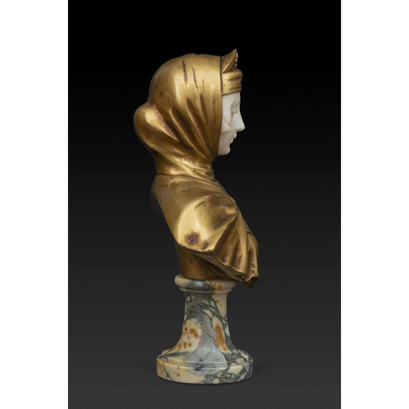 Albasten en vergulde bronzen buste van "JOAN OF ARC" door G. VAN VAERENBERGH: