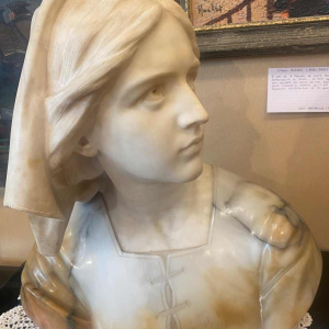Giuseppe Bessi, sculpture marbre, buste de Jeanne d'Arc signé, fin 19ème siècle