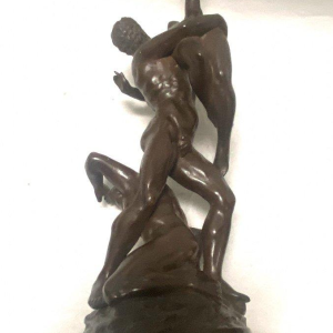 Sculptuur Ontvoering van de Sabijnse vrouwen bronzen reductie van het model door Jean De Bologne
