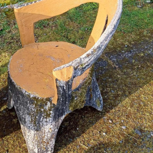 Garden furniture set Wood, tree, branches, trunk concrete table and 4 chairs, 20th c