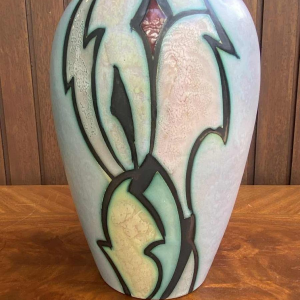 Vase Flora Gouda Koninklijke Plateelbakkerij Zuid-Holland