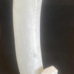 François Pochon, sculptuur in wit marmer, ca 1980