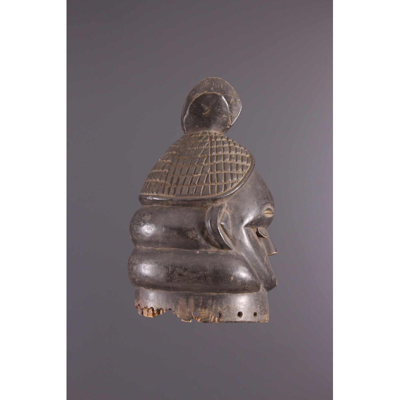 African tribal art - Mende Bundu Soweit Palm Mask