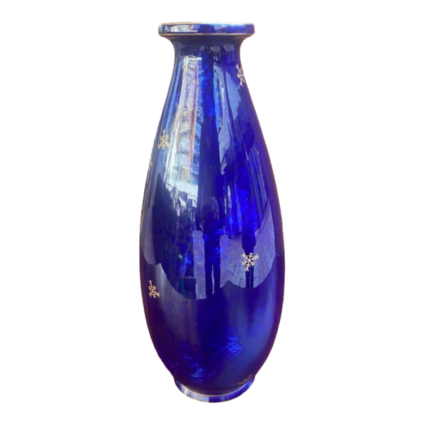 Grand vase signé en porcelaine de Sèvres, couleur bleu nuit, 20ème siècle