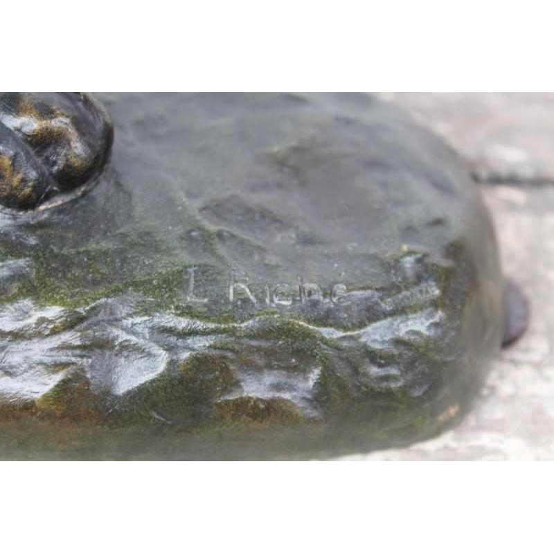 Couple de lionnes en bronze de Louis Riche,sculpteur français