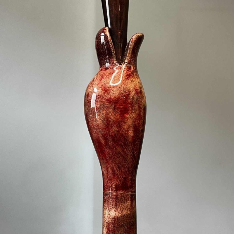 ALDO TURA, lampe a` poser / lampadaire 'Oiseau', parchemin peau de che`vre rouge laque´, Italie ca 1950