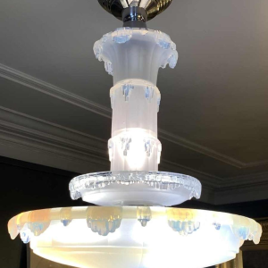 Jean Gauthier pour EZAN Rare Lustre ' Cascade ' Verre Opalescent Art Déco 1930s