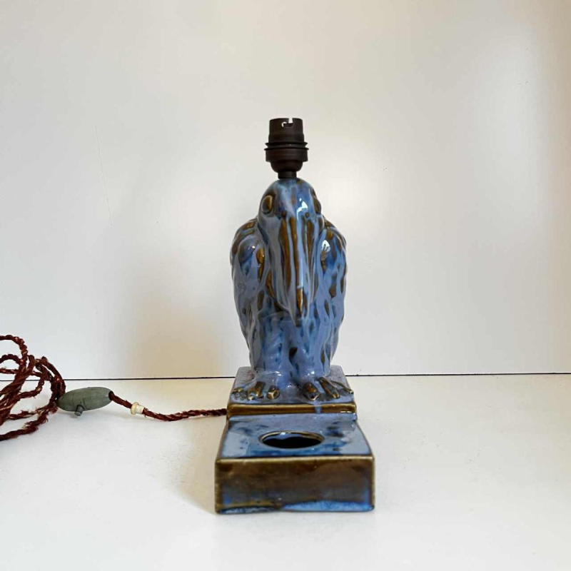 Sculpture 'Pe´lican' pied de lampe / encrier Art De´co en gre`s fin e´maille´, ca 1930