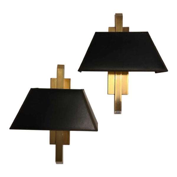 DEKNUDT, pair of gilded brass sconces / wall light, Hollywood Regency style, ca 1970