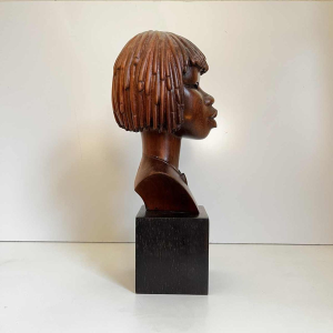 Africanist sculpture 'Scarified bust or face of an African woman' palm wood, ca 1950