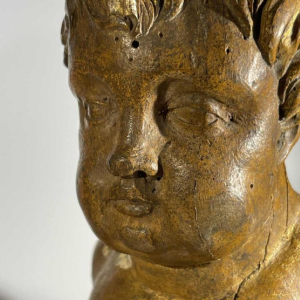 Pair of Baroque cherubs carved in gilded wood, Italy / Spain / South of France, ca 1600