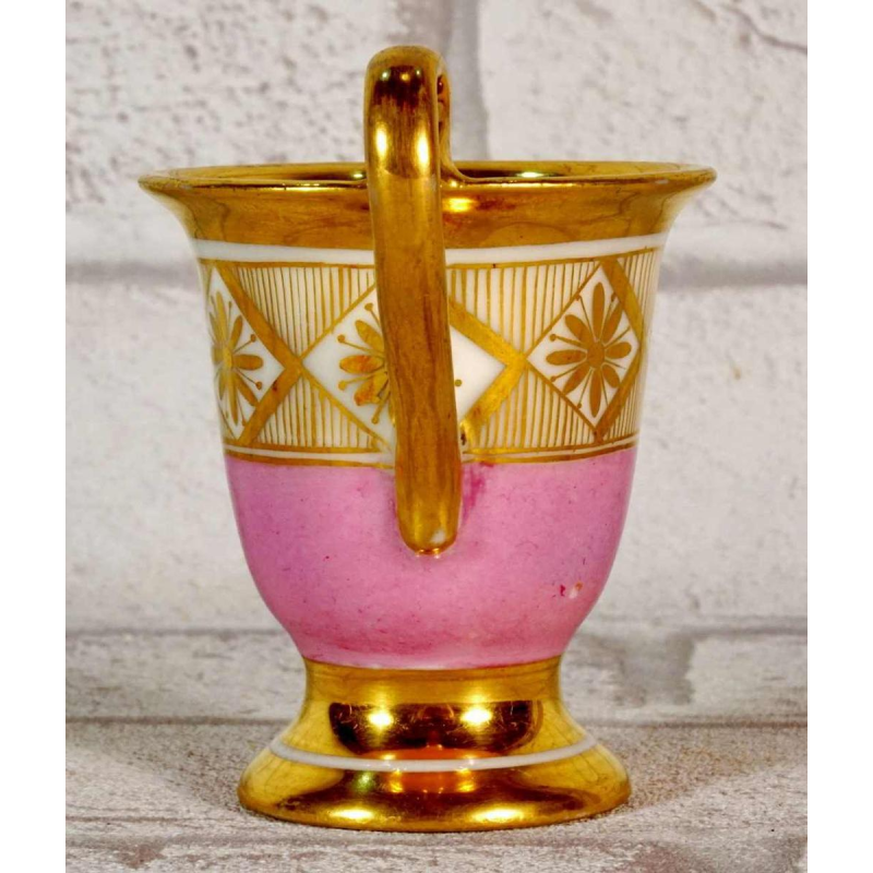 Porcelaine de Paris, petite tasse et soucoupe, début XIXe s