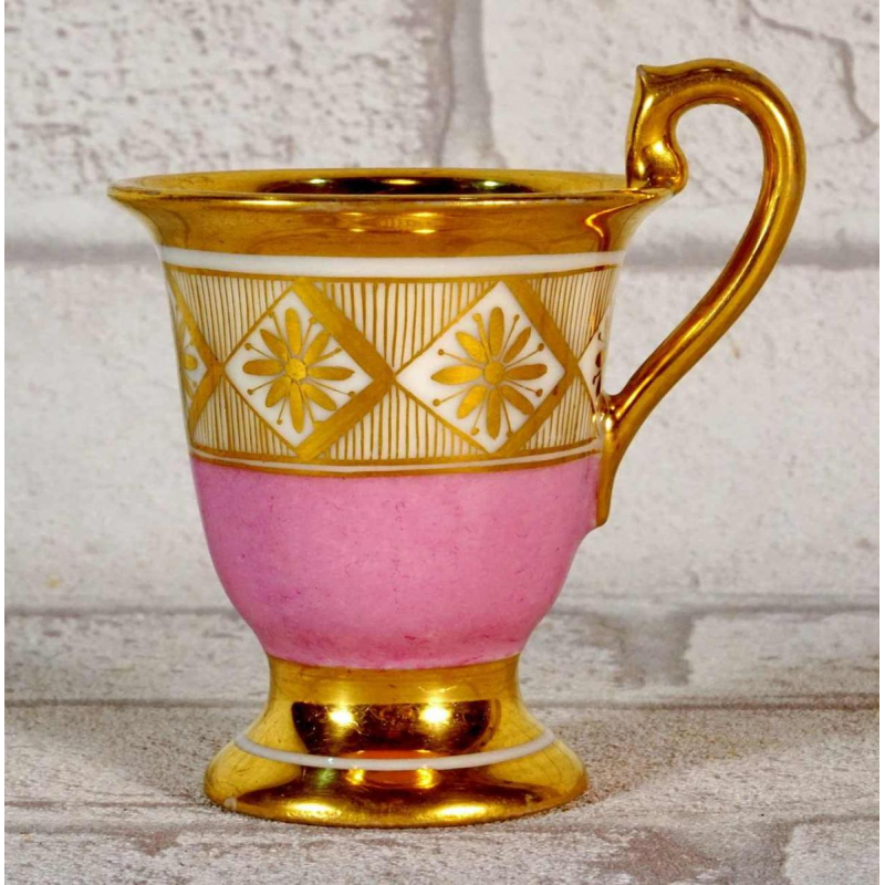 Porcelaine de Paris, petite tasse et soucoupe, début XIXe s