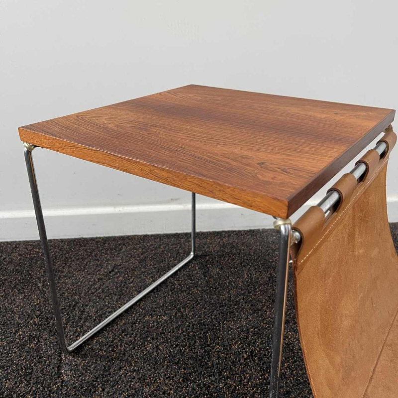 Table d'appoint / porte-journaux vintage en cuir, palissandre acier chrome´ 1970