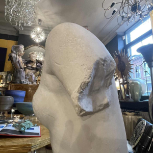 LOLA DI VITO *Grote studio gips* sculptuur buste van vrouw, uniek stuk