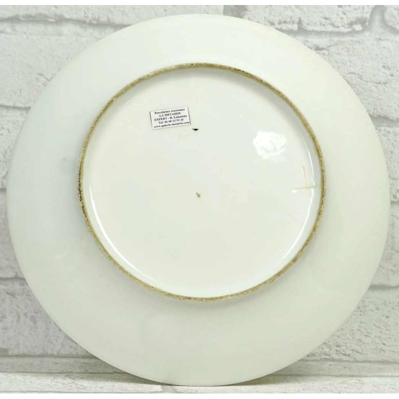 Porcelaine de Paris, assiette à décor de "Turquerie", début XIXe s