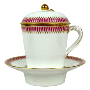 Paris porcelain covered trembling cup and saucer, late 18th century