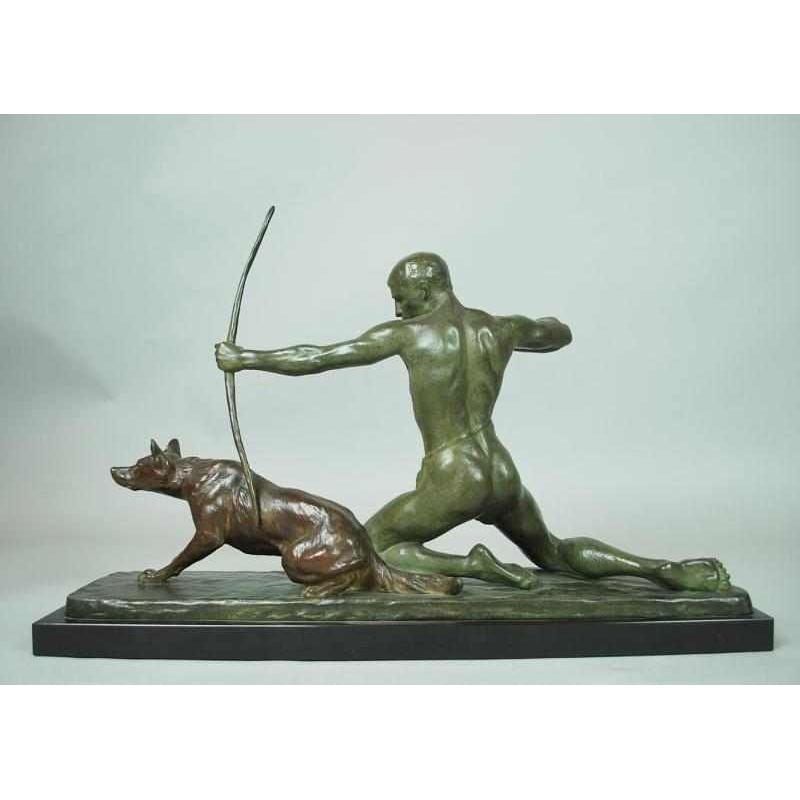 Art Deco bronzen sculptuur van de Franse beeldhouwer Louis Riche, "De jager en zijn hond".