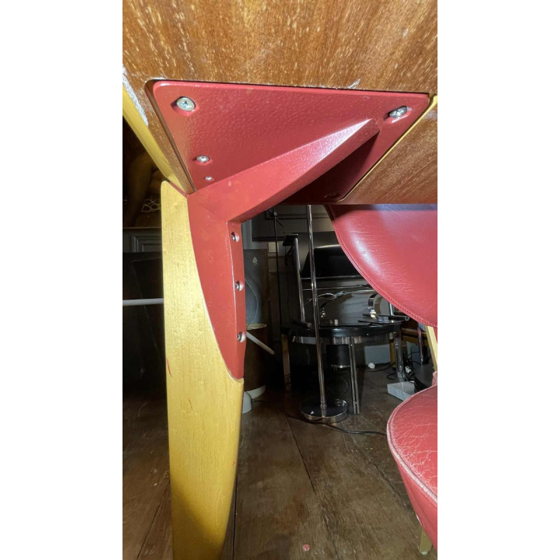 DICK EVERS for LEOLUX, Memphis Set 'Xingu' Table & 4 'Giselle' Chairs, 1993