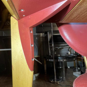 DICK EVERS pour LEOLUX, Ensemble Table ' Xingu ' & 4 Chaises ' Giselle ',1993