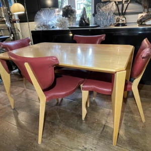 DICK EVERS voor LEOLUX, Memphis Set Tafel 'Xingu' & 4 Stoelen 'Giselle', 1993